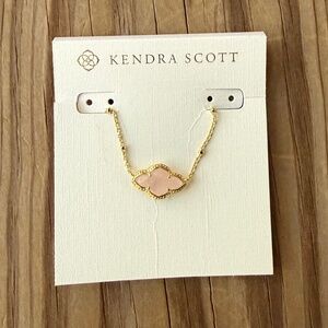 Kendra Scott Abbie Gold Pendant Necklace in Rose Quartz, Brand New